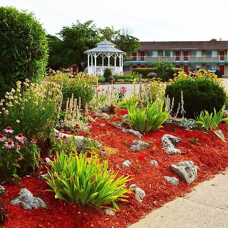 Rockwell Resort Niagara Falls Exterior photo